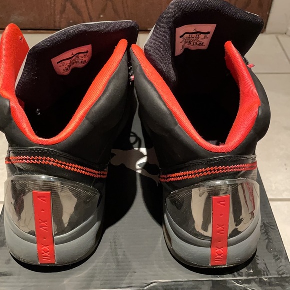 Nike Jordan flight - size 12 mens - Picture 3 of 8